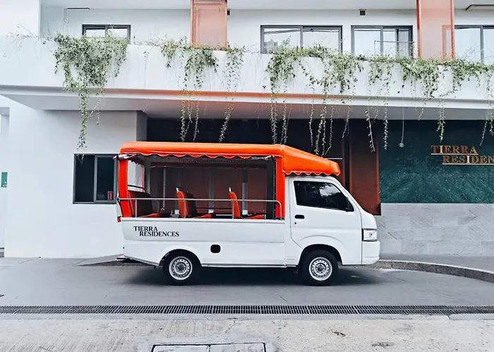 Tierra Residences 公寓 *